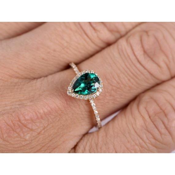 3.95 Ct Pear Shaped Green Emerald With Diamond Engagement Ring - Gemstone Ring-harrychadent.ca