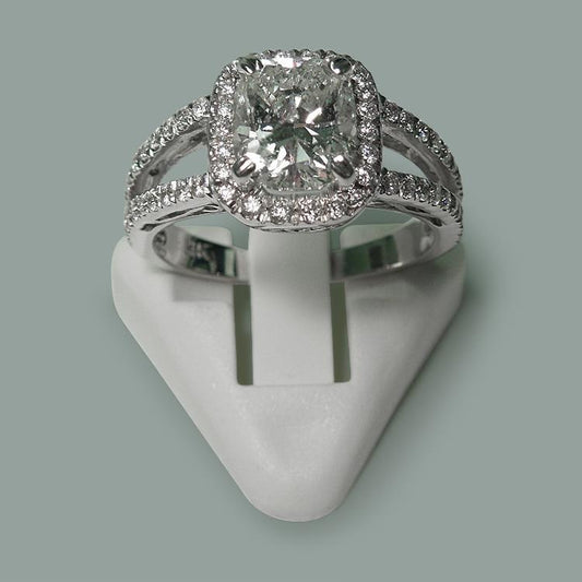 3.50 Carats Cushion Diamond Solitaire Ring Split Shank Jewelry New - Halo Ring-harrychadent.ca