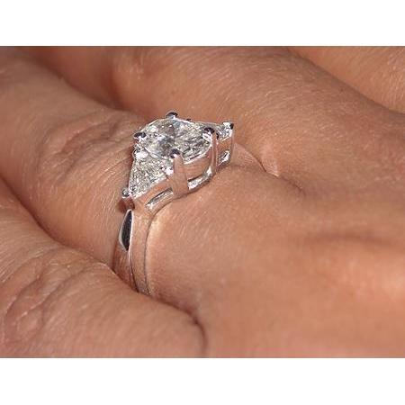 2.75 Ct. Oval Cut & Trilliant Diamond Three Stone Ring New - Three Stone Ring-harrychadent.ca